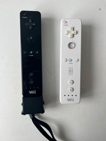 Deux manettes Wii + Motion Plus beschikbaar voor biedingen
