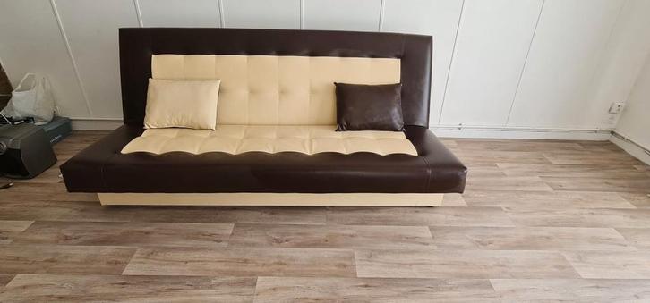 Slaapbank, Huis en Inrichting, Overige Huis en Inrichting, Zo goed als nieuw, Ophalen