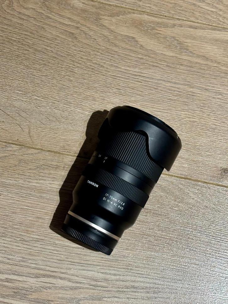 Tamron 17-70 mm f/2,8 Di III-A VC RXD — Sony E (APS-C), TV, Hi-fi & Vidéo, Photo | Lentilles & Objectifs, Neuf, Lentille standard