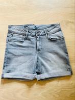 Grijze jeans short Garcia M, Vêtements | Femmes, Enlèvement, Comme neuf