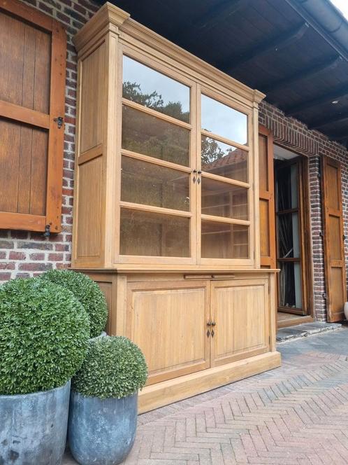 Eiken vitrinekast/buffetkast GRATIS LEVERING, Huis en Inrichting, Kasten | Buffetkasten, Zo goed als nieuw, Ophalen of Verzenden