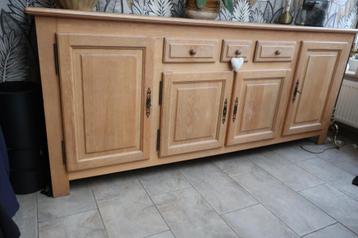Dressoir massief eiken beschikbaar voor biedingen