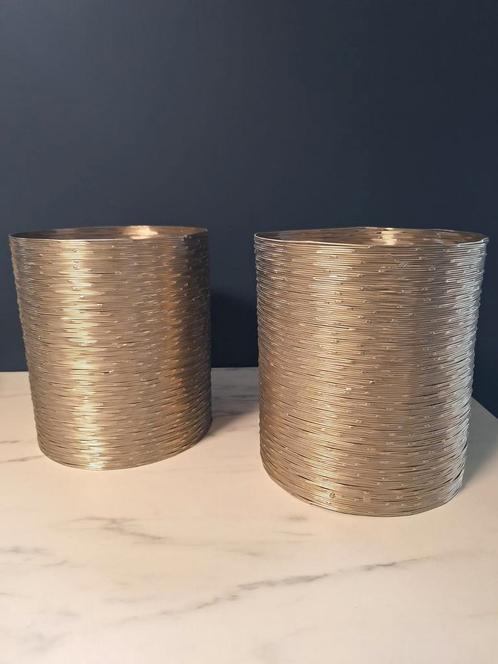 Metalen bloempotten met kunststof  bloemen, Huis en Inrichting, Woonaccessoires | Kunstplanten en Kunstbloemen, Nieuw, Binnen