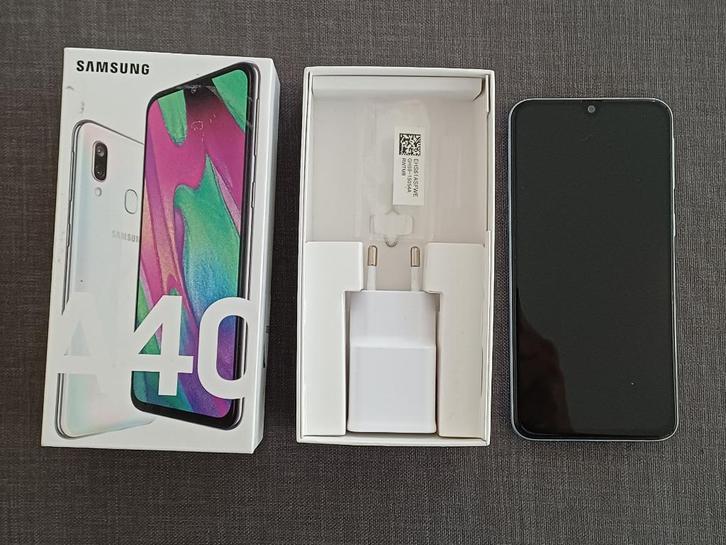 Samsung Galaxy A40 wit, Telecommunicatie, Mobiele telefoons | Samsung, Zo goed als nieuw, Galaxy A, Zonder simlock, Wit, Ophalen of Verzenden