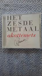 HET ZESDE METAAL Akkatemets (cd, gesigneerd Wannes Capelle), Enlèvement ou Envoi, Comme neuf, Musique régionale