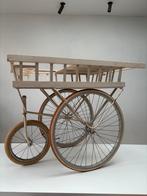 Oude vintage retro bakfiets / verkoop kar, Ophalen