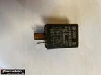 Brandstofpomp relais Audi VW 443906059, Ophalen of Verzenden, Gebruikt