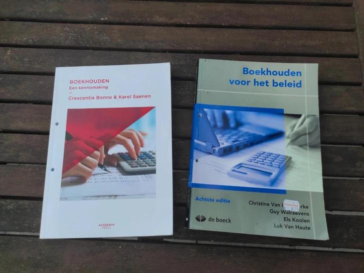 2 boekhoud boeken, Boeken, Studieboeken en Cursussen, Gelezen, Hogeschool, Ophalen