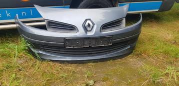 RENAULT CLIO VOORBUMPER BJ 2006 TOT 2010 beschikbaar voor biedingen