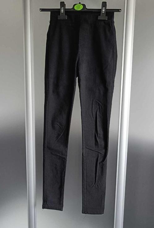 Broek - Legging - Zwart - Small - Dames - €15, Vêtements | Femmes, Culottes & Pantalons, Comme neuf, Taille 36 (S), Noir, Longs