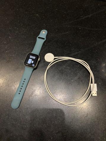Apple watch SE 44mm beschikbaar voor biedingen