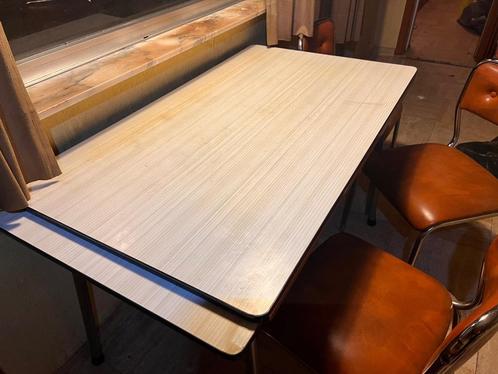 Vintage keukentafel met 4 stoelen, Huis en Inrichting, Tafels | Eettafels, Gebruikt, 50 tot 100 cm, 200 cm of meer, Vier personen