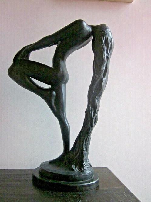 Klara Sever Grande sculpture statue Austin Prod Inc USA 1979, Antiquités & Art, Curiosités & Brocante, Enlèvement ou Envoi