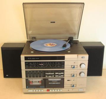 ITT Stereo Met Platenspeler, Tuner, Equalizer & Cassettedeck beschikbaar voor biedingen