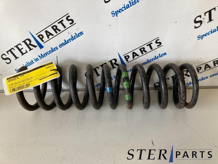 Ressort de suspension avant d'un Mercedes SL, Autos : Pièces & Accessoires, Suspension & Châssis, Mercedes-Benz, Utilisé, 3 mois de garantie