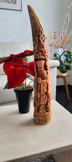 Slagtand in kunsthars, Antiek en Kunst, Ophalen of Verzenden