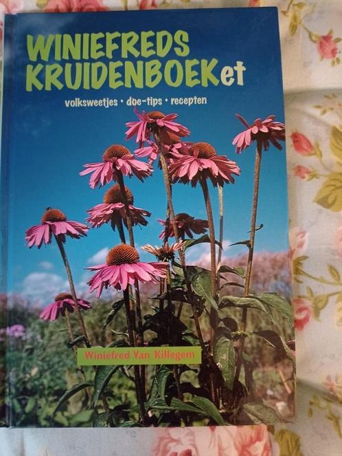 winiefreds kruidenboek, Boeken, Gezondheid, Dieet en Voeding, Zo goed als nieuw, Ophalen of Verzenden