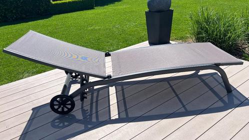 2 Chaises longues / transats (alu) 90€ pièce, Tuin en Terras, Ligbedden, Zo goed als nieuw, Aluminium, Inklapbaar, Verstelbaar