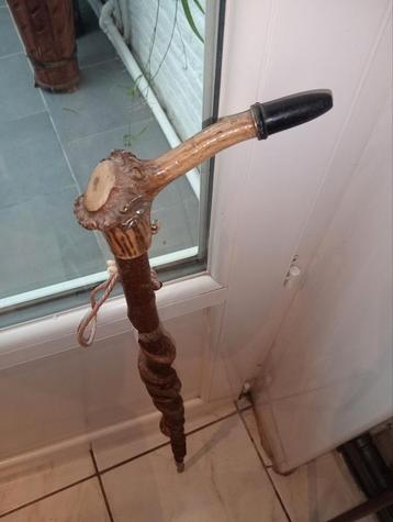 Tortuous rod 87 cm fluitje  beschikbaar voor biedingen