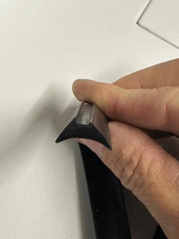 afdichtingsrubber voor polycarbonaat/plexiglas platen beschikbaar voor biedingen