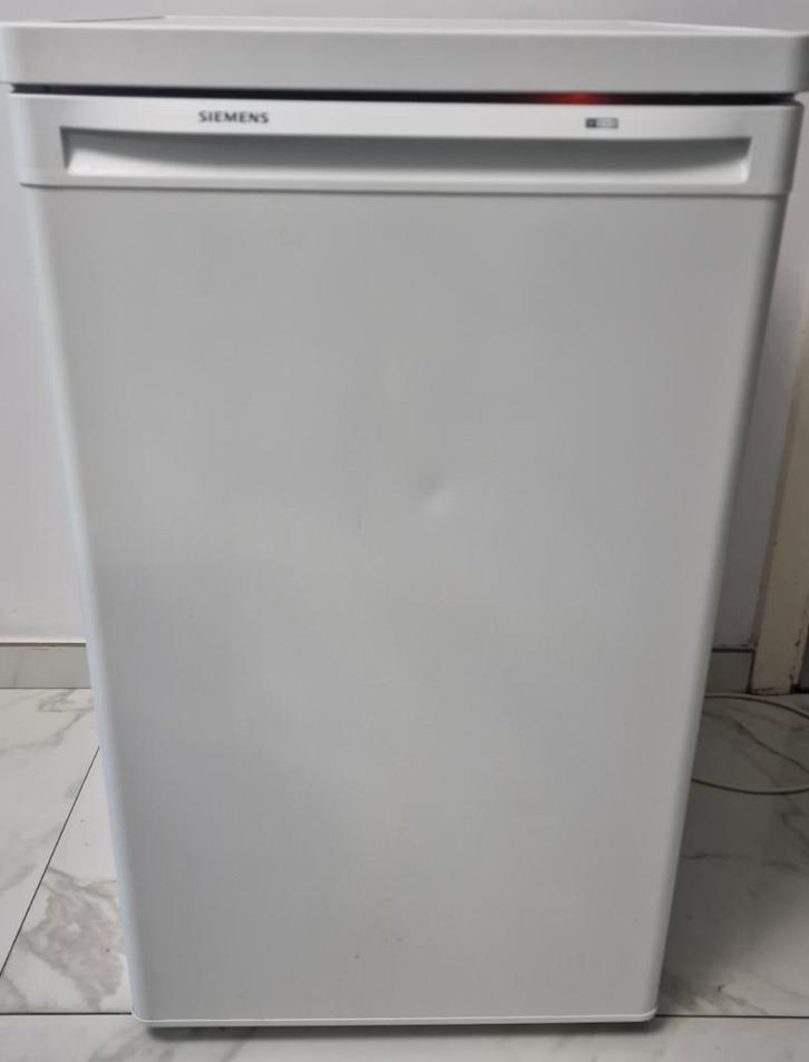 diepvries, Elektronische apparatuur, Vriezers en Diepvrieskisten, Zo goed als nieuw, Vrijstaand, Vrieskast, Minder dan 85 cm, Minder dan 60 cm