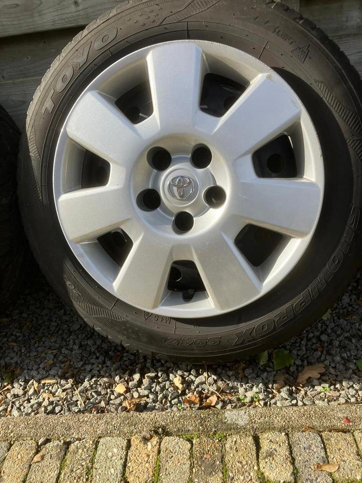 4 Winterbanden 205//60 R 16, Auto-onderdelen, Banden en Velgen, Banden en Velgen, Winterbanden, 16 inch, 205 mm, Personenwagen