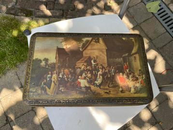 Parebin koekjesblik met klassiek dorpsfeest tafereel beschikbaar voor biedingen