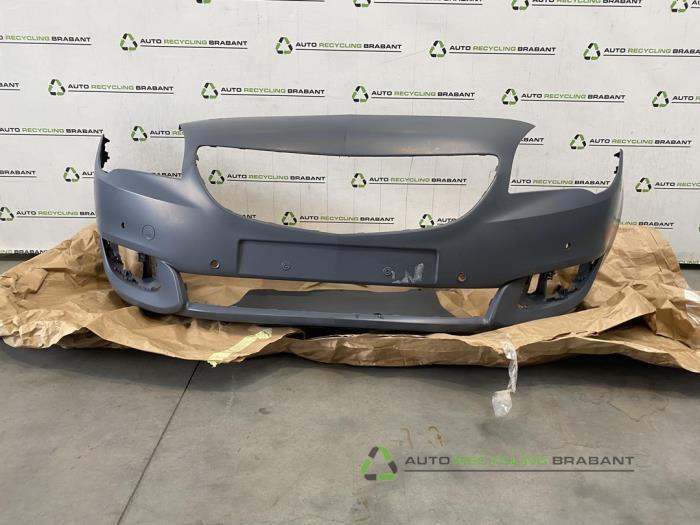 Voorbumper van een Opel Meriva, Auto-onderdelen, Carrosserie, Bumper, Gebruikt, 3 maanden garantie