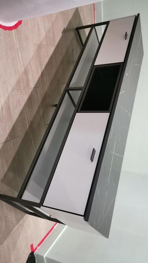 Tv meubel, Huis en Inrichting, Kasten | Dressoirs, Nieuw, 150 tot 200 cm, 50 tot 75 cm, Met klep(pen), Met plank(en), Metaal, Ophalen