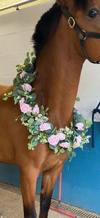 Roze rozen krans, Animaux & Accessoires, Chevaux & Poneys | Couvertures & Couvre-reins, Enlèvement, Neuf