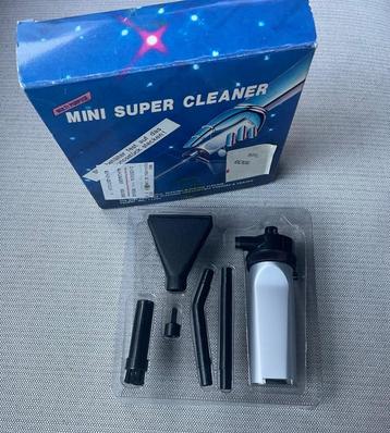 Mini super cleaner disponible aux enchères