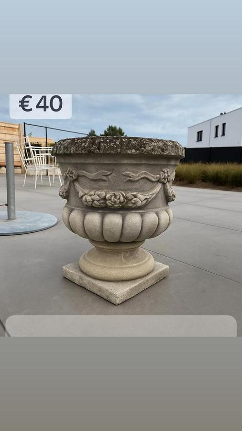 Klassieke tuinvaas / bloempot in arduin look, Tuin en Terras, Tuinvazen, Gebruikt, Ophalen