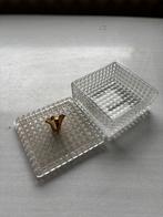 Objets anciens à vendre séparément, Enlèvement