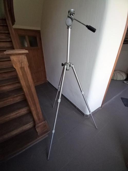 statief SLIK Japan, Audio, Tv en Foto, Fotografie | Statieven en Balhoofden, Zo goed als nieuw, Driepoot, 150 tot 175 cm, Ophalen of Verzenden
