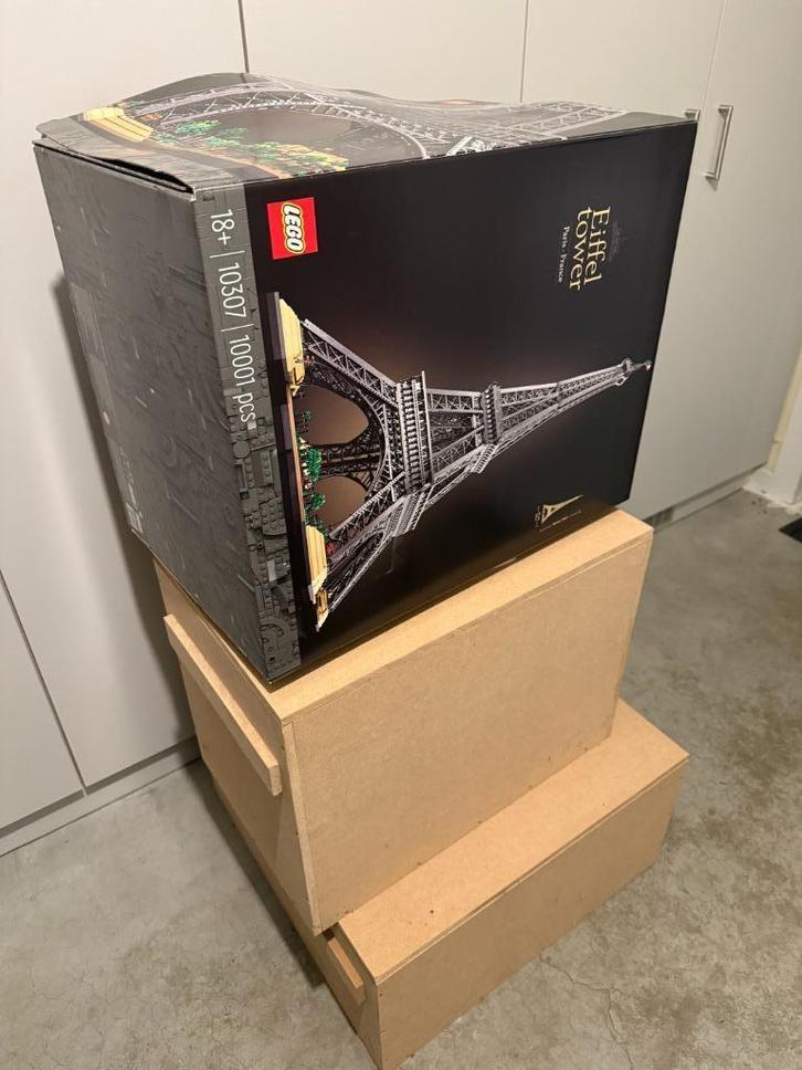 Lego 10307 Eiffel toren, Kinderen en Baby's, Speelgoed | Duplo en Lego, Zo goed als nieuw, Lego, Complete set, Ophalen