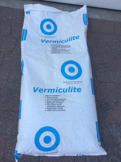 Isolatie Vermiculiet korrel 5-7mm (60 liter), Doe-het-zelf en Bouw, Isolatie en Afdichting, Zo goed als nieuw, Overige materialen