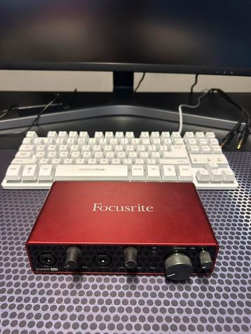 Focusrite Scarlett 4i4 3rd Gen disponible aux enchères