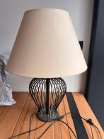 Lampe de table en fer noir avec abat-jour en tissu, Enlèvement, Comme neuf, Métal