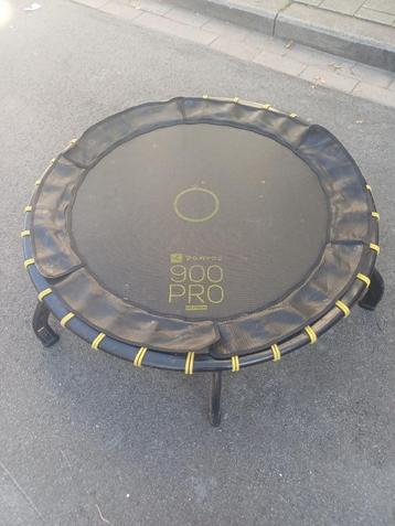 Trampoline beschikbaar voor biedingen