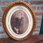 2 antieke vergulde kaders, Enlèvement