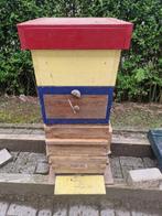 Warre kast met bijenvolk, Abeilles