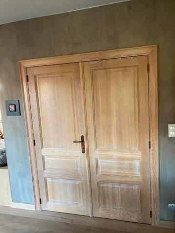 Binnendeuren 203x87x4cm, volle eik, geborsteld en geceruseer beschikbaar voor biedingen