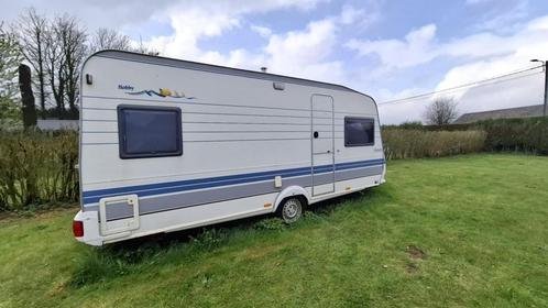 caravane hobby exclusive, Caravans en Kamperen, Caravans, Particulier, tot en met 4, 1250 - 1500 kg, Rondzit, Hobby, 2 aparte bedden