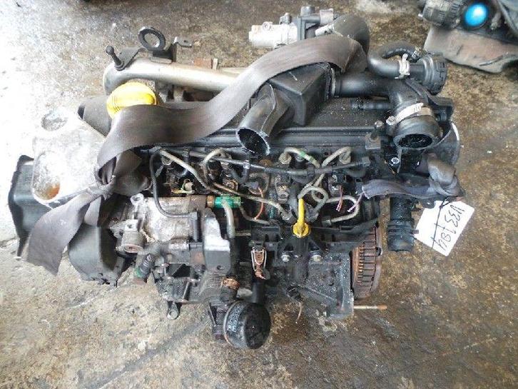 MOTOR Renault Clio III (BR / CR) (01-2005/12-2014), Auto-onderdelen, Motor en Toebehoren, Renault, Gebruikt