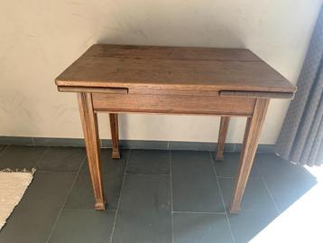 Antieke boerentafel beschikbaar voor biedingen