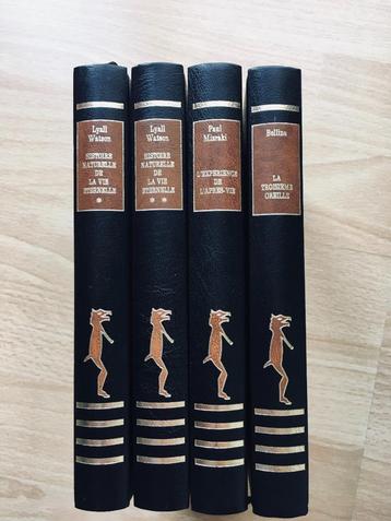 Livres en 4 volumes sur la vie après la mort.
