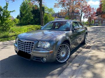 Chrysler 300c 2.7i Essence Automatique, Autos, Cuir, Argent ou Gris, Achat, 5 portes