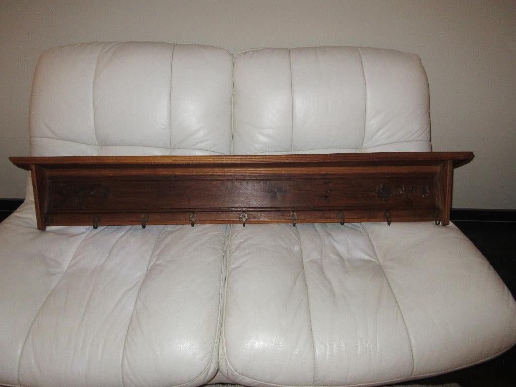 Oude houten étagère in eiken hout muurrek kapstop of hanger, Huis en Inrichting, Woonaccessoires | Etagères, Ophalen