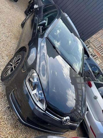 Volkswagen Golf 1.2 TSI Trendline DSG * dégât carosserie * beschikbaar voor biedingen