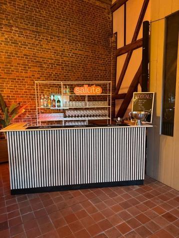 DJ booth van massief eiken en op wielen - NIEUW beschikbaar voor biedingen